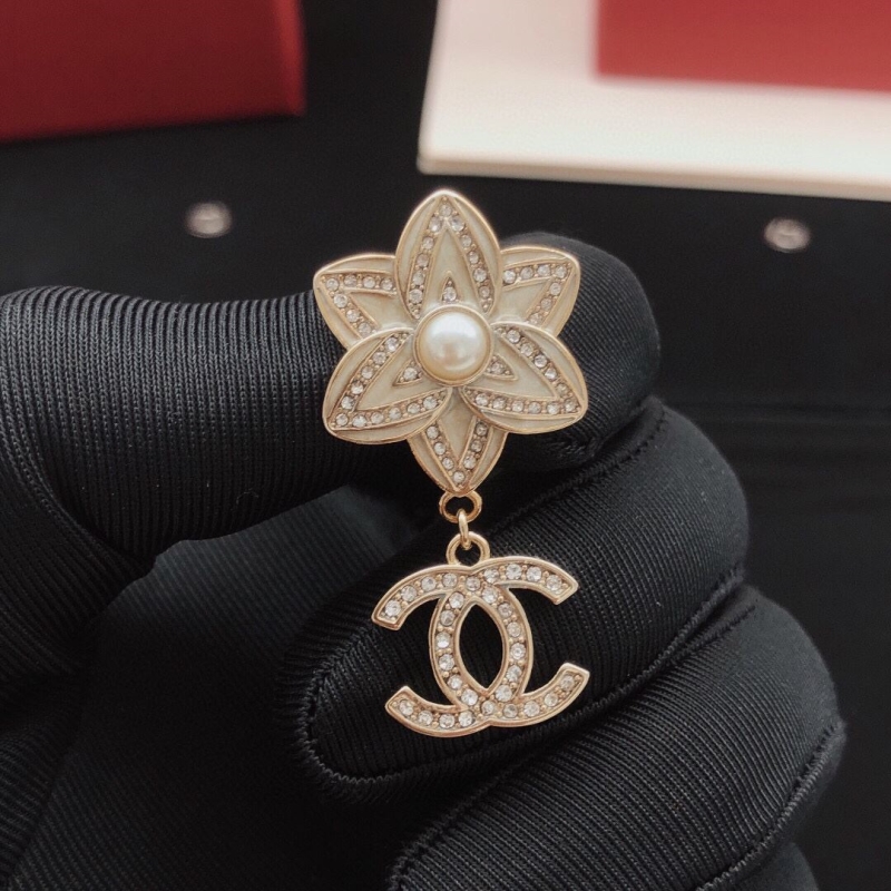 Ch**el earrings
